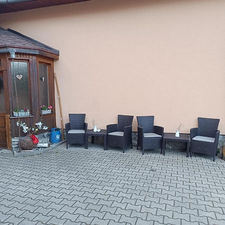 Privat Majo Hotel Liptovsky Mikulas Bagian luar foto