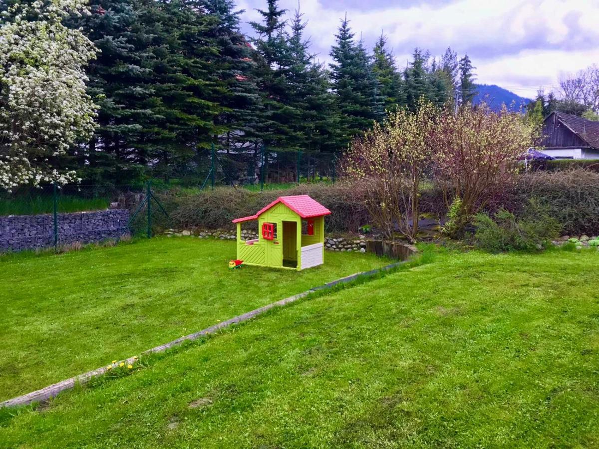Privat Majo Hotel Liptovsky Mikulas Bagian luar foto