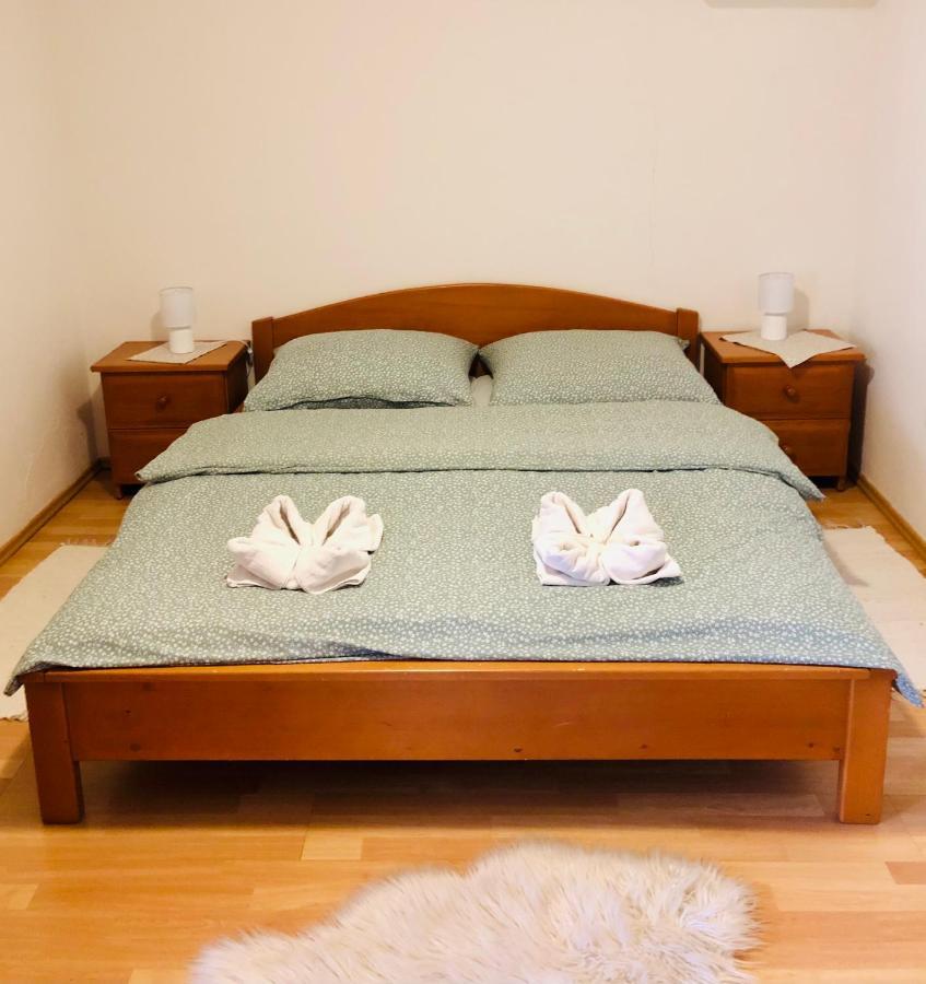 Privat Majo Hotel Liptovsky Mikulas Bagian luar foto