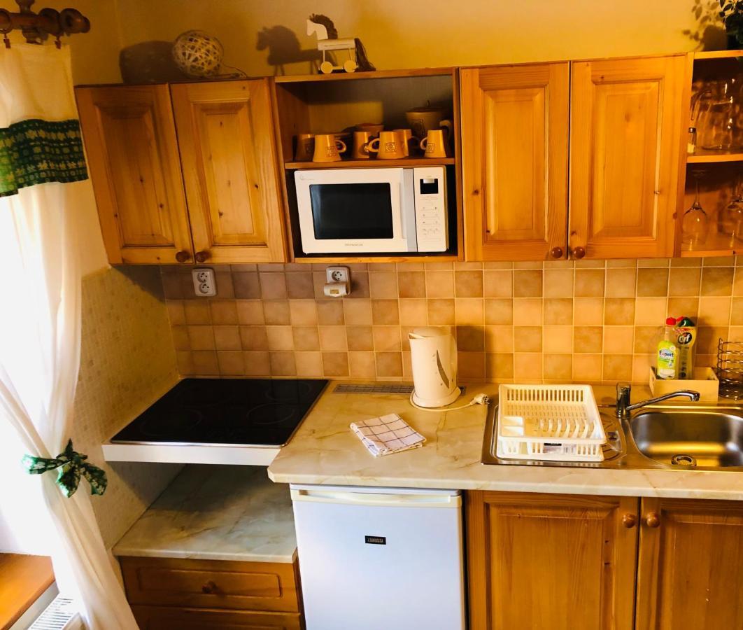 Privat Majo Hotel Liptovsky Mikulas Bagian luar foto