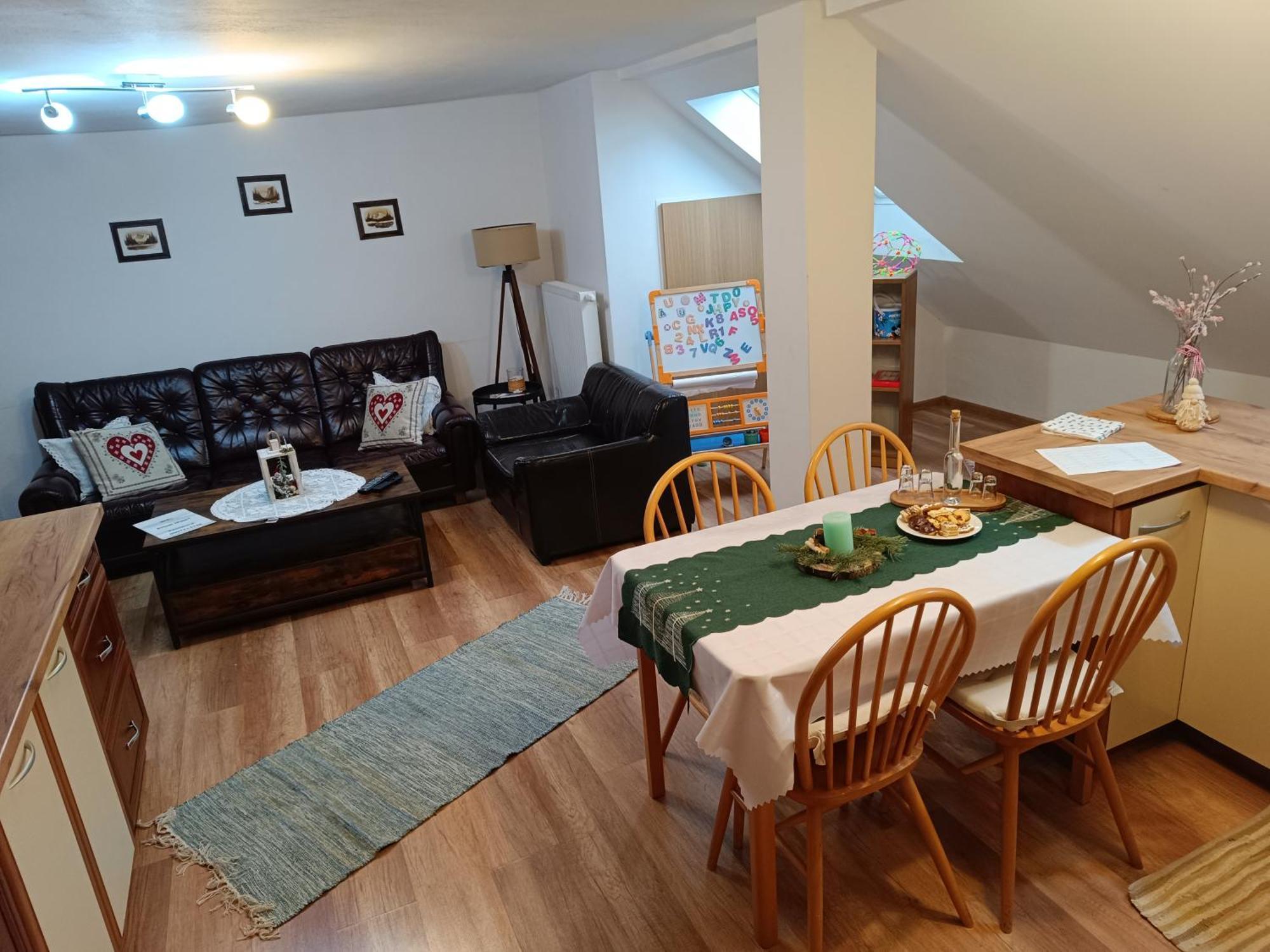 Privat Majo Hotel Liptovsky Mikulas Bagian luar foto